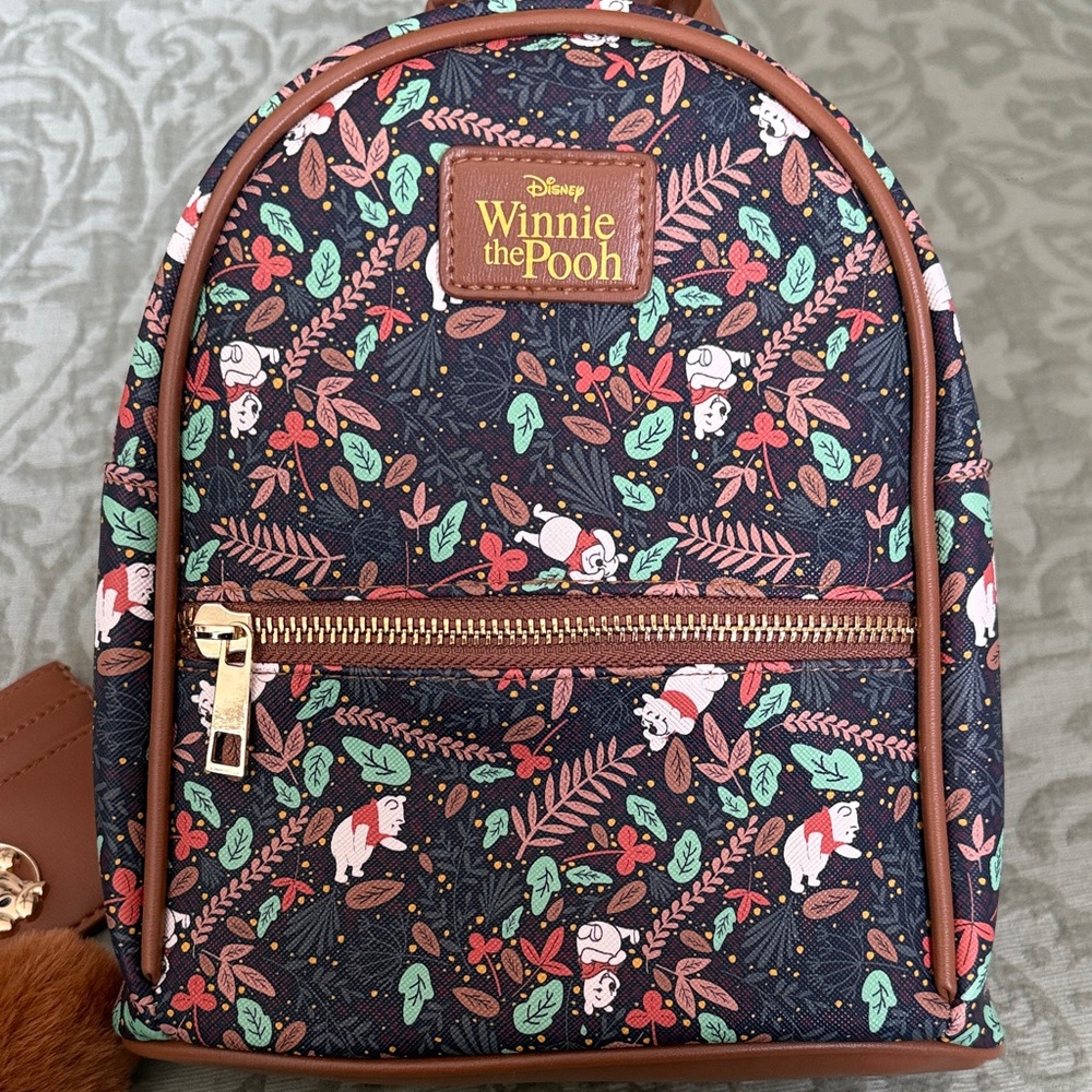 Disney Winnie the Pooh Mini Backpack - Picture 2 of 9